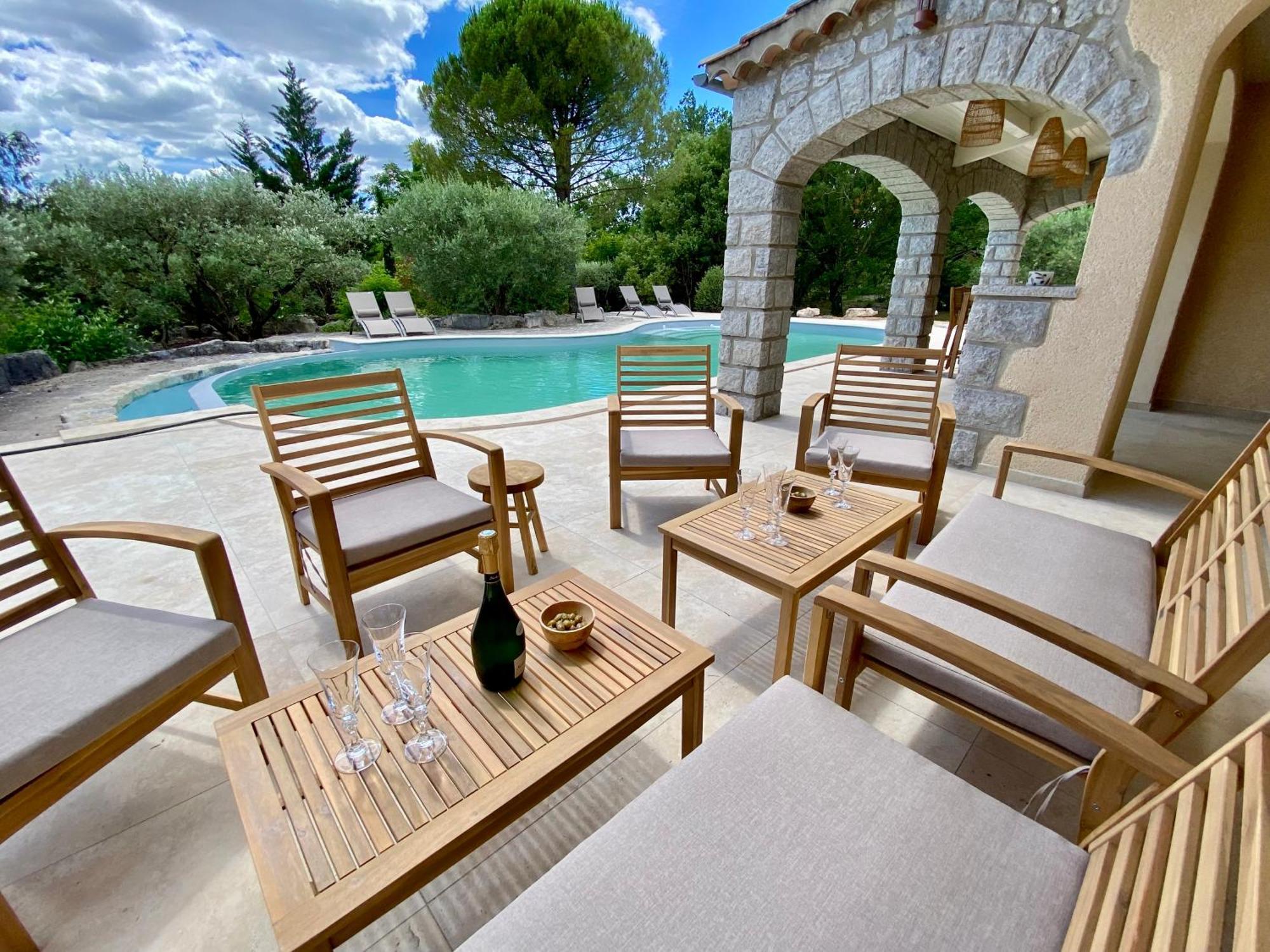 Maison Pour 12P, Piscine A Debordement Chauffee D'Avril A Octobre Inclus Ruoms Εξωτερικό φωτογραφία